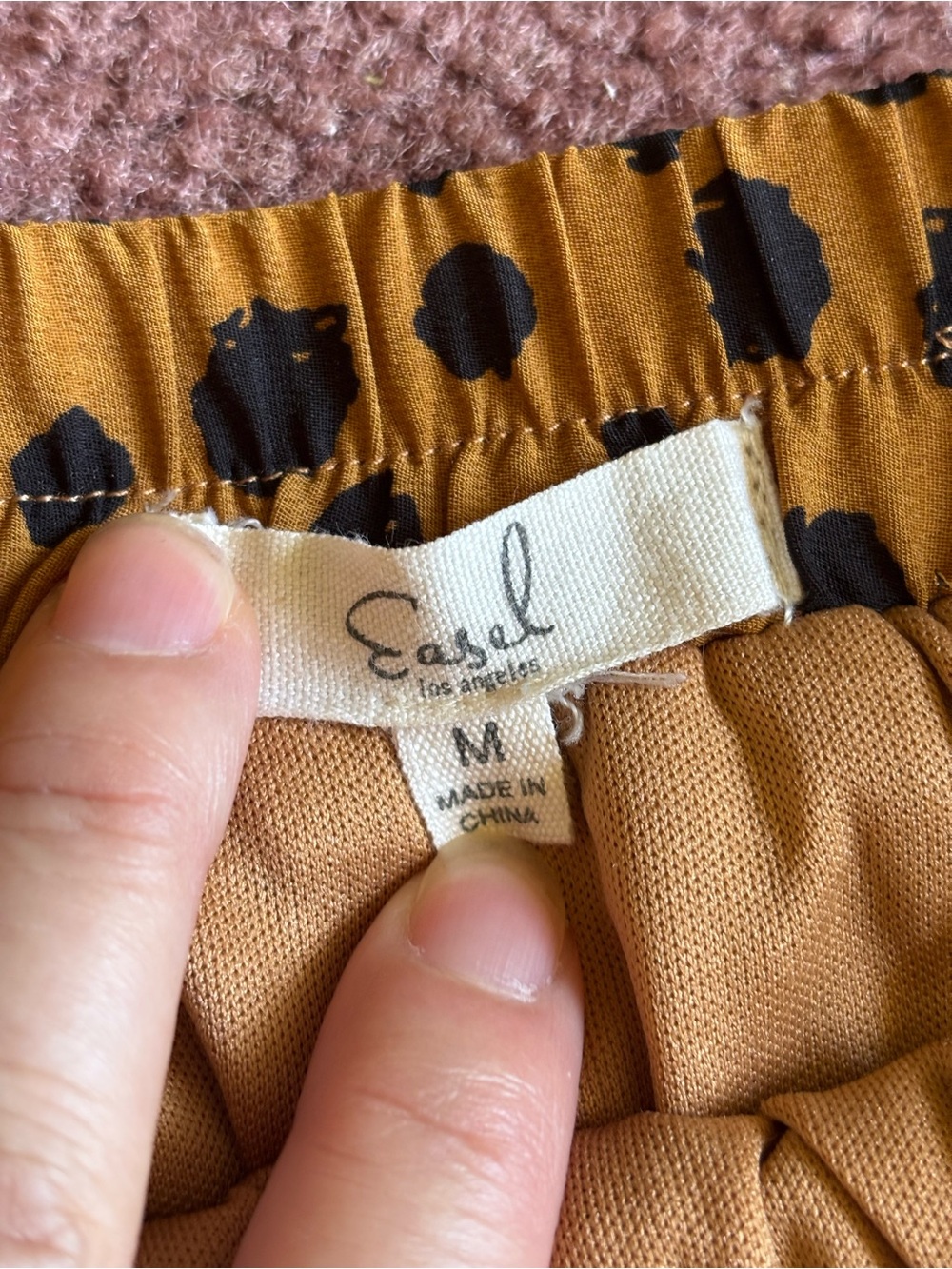 Easel Los Angeles Pleated Leopard Print Midi Skirt - Picture 4 of 9